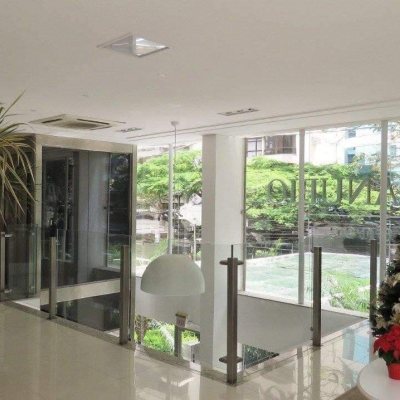 Apartamentos com 117m², 3 quartos, 3 suítes, 3 garagens, no bairro Centro em Florianópolis