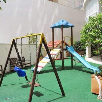 Apartamentos com 117m², 3 quartos, 3 suítes, 3 garagens, no bairro Centro em Florianópolis