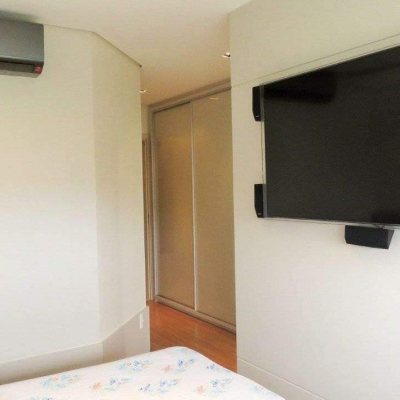 Apartamentos com 117m², 3 quartos, 3 suítes, 3 garagens, no bairro Centro em Florianópolis