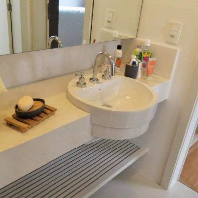 Apartamentos com 117m², 3 quartos, 3 suítes, 3 garagens, no bairro Centro em Florianópolis