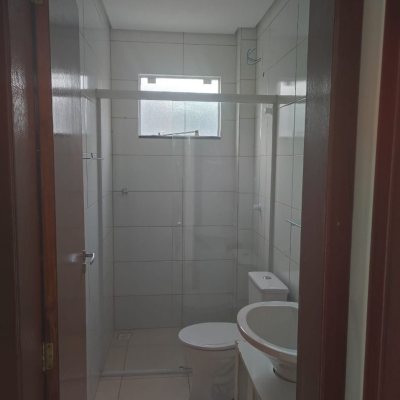 Predio com 480m², 8 garagens, no bairro Vargem Grande em Florianópolis