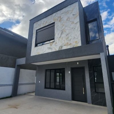 Casa Residencial com 149m², 3 quartos (sendo 3 suítes), 2 garagens, no bairro Santo Antônio De Lisboa em Florianópolis