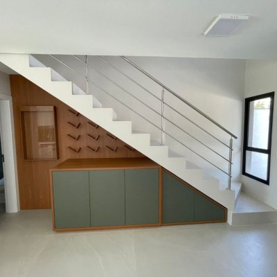 Casa Residencial com 149m², 3 quartos (sendo 3 suítes), 2 garagens, no bairro Santo Antônio De Lisboa em Florianópolis