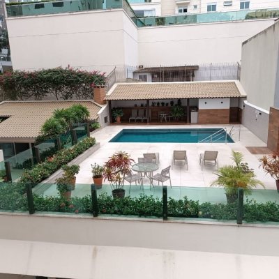 Apartamentos com 178m², 4 quartos, 1 suíte, 2 garagens, no bairro Agronômica em Florianópolis