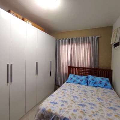 Casa em Condomínio com 48m², 2 quartos, 2 garagens, no bairro Ipiranga em São José