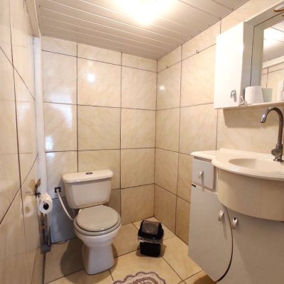 Casa em Condomínio com 48m², 2 quartos, 2 garagens, no bairro Ipiranga em São José