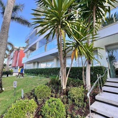 Apartamentos com 144m², 4 quartos, 4 suítes, 3 garagens, no bairro Jurerê Internacional em Florianópolis