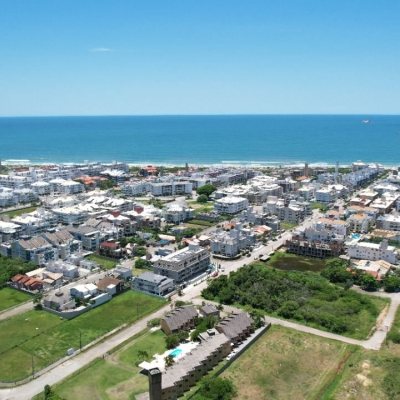 Apartamentos com 68m², 2 quartos, 1 suíte, 1 garagem, no bairro Ingleses do Rio Vermelho em Florianópolis