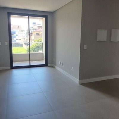 Apartamentos com 68m², 2 quartos, 1 suíte, 1 garagem, no bairro Ingleses do Rio Vermelho em Florianópolis
