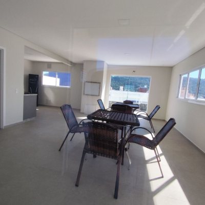 Apartamentos com 71m², 2 quartos, 1 suíte, 1 garagem, no bairro Ingleses do Rio Vermelho em Florianópolis