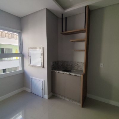 Apartamentos com 71m², 2 quartos, 1 suíte, 1 garagem, no bairro Ingleses do Rio Vermelho em Florianópolis