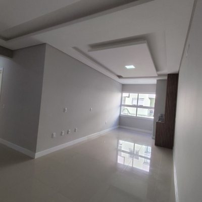 Apartamentos com 71m², 2 quartos, 1 suíte, 1 garagem, no bairro Ingleses do Rio Vermelho em Florianópolis