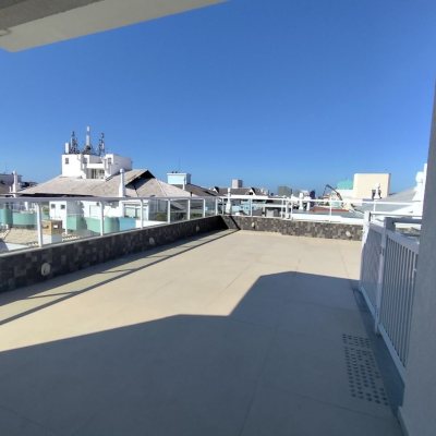 Apartamentos com 71m², 2 quartos, 1 suíte, 1 garagem, no bairro Ingleses do Rio Vermelho em Florianópolis