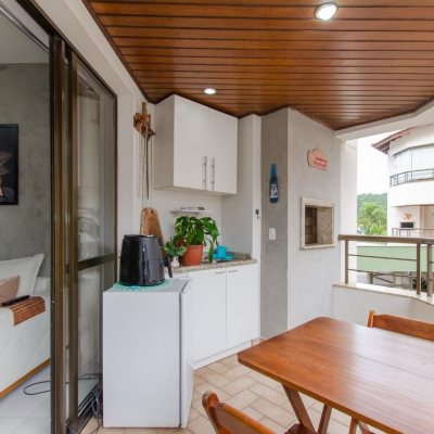 Apartamentos com 83m², 2 quartos, 1 suíte, 1 garagem, no bairro Ponta Das Canas em Florianópolis