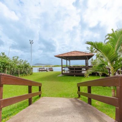 Apartamentos com 83m², 2 quartos, 1 suíte, 1 garagem, no bairro Ponta Das Canas em Florianópolis