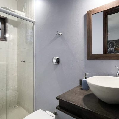 Casa Residencial com 340m², 3 quartos, 1 suíte, 2 garagens, no bairro Rio Tavares em Florianópolis