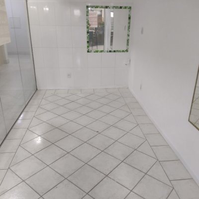 Quiosque com 12m², no bairro Trindade em Florianópolis