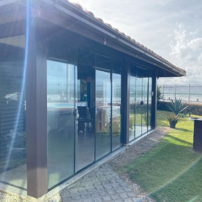 Casa Residencial com 316m², 7 quartos, 4 suítes, 2 garagens, no bairro Armação Do Pântano Do Sul em Florianópolis