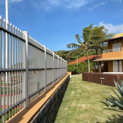 Casa Residencial com 316m², 7 quartos, 4 suítes, 2 garagens, no bairro Armação Do Pântano Do Sul em Florianópolis