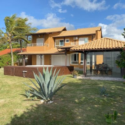 Casa Residencial com 316m², 7 quartos, 4 suítes, 2 garagens, no bairro Armação Do Pântano Do Sul em Florianópolis