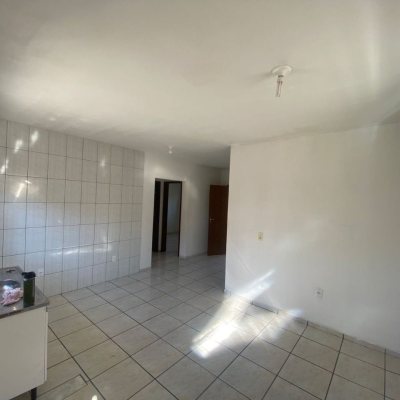 Casa Residencial com 80m², 2 quartos, 1 garagem, no bairro Ingleses do Rio Vermelho em Florianópolis