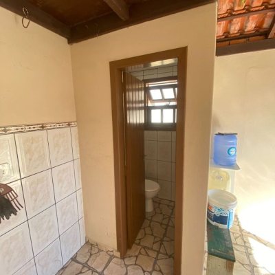 Casa Residencial com 80m², 2 quartos, 1 garagem, no bairro Ingleses do Rio Vermelho em Florianópolis