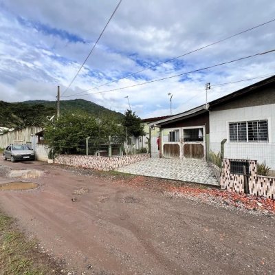 Terreno Comercial/Residencial com 756m², no bairro Vargem Grande em Florianópolis