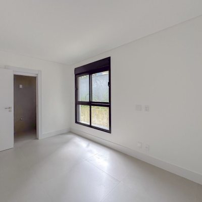 Apartamentos com 166m², 3 quartos, 3 suítes, 3 garagens, no bairro João Paulo em Florianópolis