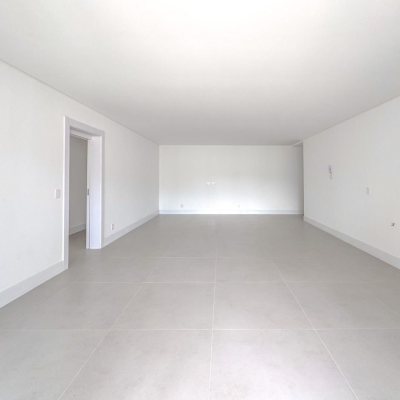 Apartamentos com 166m², 3 quartos, 3 suítes, 3 garagens, no bairro João Paulo em Florianópolis