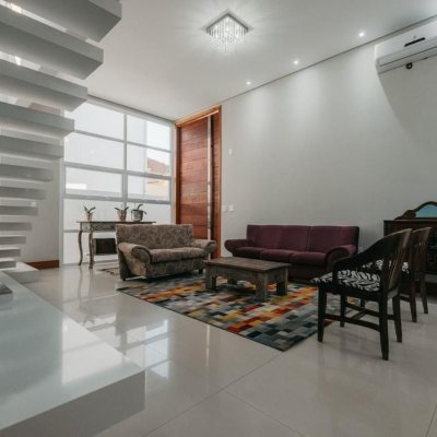 Casa em Condomínio com 287m², 4 quartos, 4 suítes, 2 garagens, no bairro Vargem Grande em Florianópolis