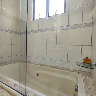 Apartamentos com 119m², 3 quartos, 1 suíte, 1 garagem, no bairro Campinas em São José