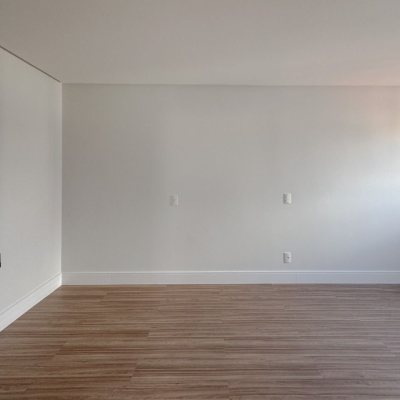 Apartamentos com 123m², 3 quartos, 2 suítes, 2 garagens, no bairro Agronômica em Florianópolis