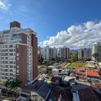 Apartamentos com 123m², 3 quartos, 2 suítes, 2 garagens, no bairro Agronômica em Florianópolis