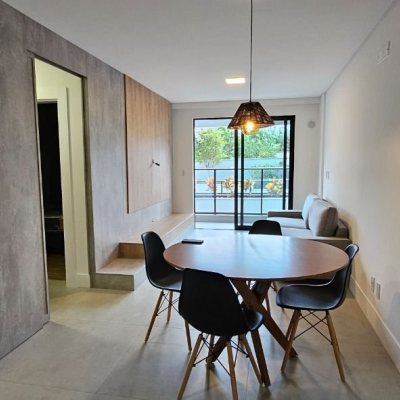 Apartamentos com 75m², 2 quartos, 1 suíte, 2 garagens, no bairro Saco Grande em Florianópolis