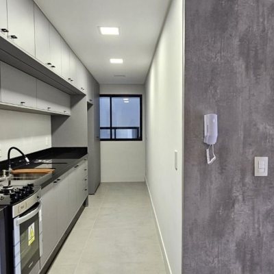 Apartamentos com 75m², 2 quartos, 1 suíte, 2 garagens, no bairro Saco Grande em Florianópolis