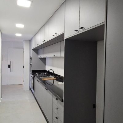Apartamentos com 75m², 2 quartos, 1 suíte, 2 garagens, no bairro Saco Grande em Florianópolis