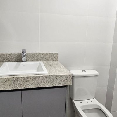 Apartamentos com 75m², 2 quartos, 1 suíte, 2 garagens, no bairro Saco Grande em Florianópolis