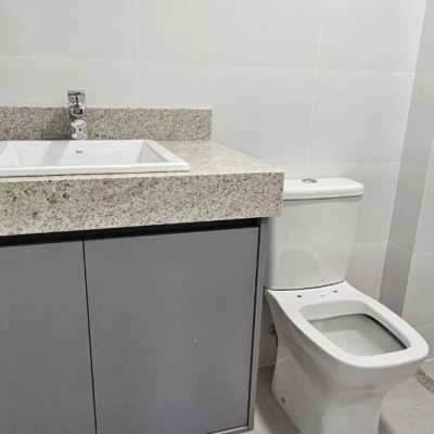 Apartamentos com 75m², 2 quartos, 1 suíte, 2 garagens, no bairro Saco Grande em Florianópolis