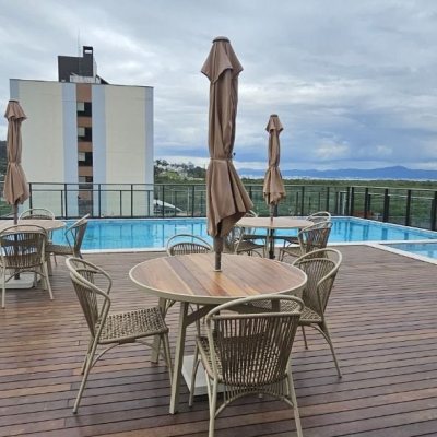 Apartamentos com 75m², 2 quartos, 1 suíte, 2 garagens, no bairro Saco Grande em Florianópolis