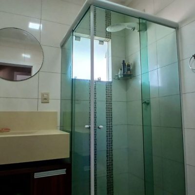 Casa Residencial com 214m², 3 quartos, 1 suíte, 4 garagens, no bairro Jardim Atlântico em Florianópolis