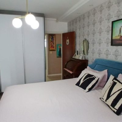 Casa Residencial com 214m², 3 quartos, 1 suíte, 4 garagens, no bairro Jardim Atlântico em Florianópolis