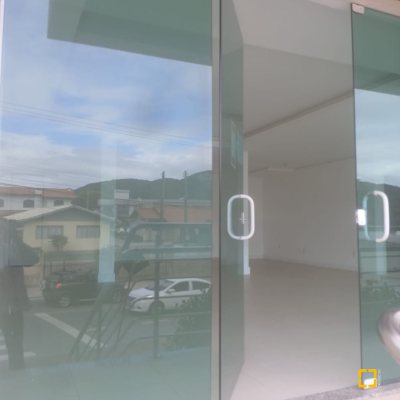 Loja com 70m², no bairro Ingleses do Rio Vermelho em Florianópolis