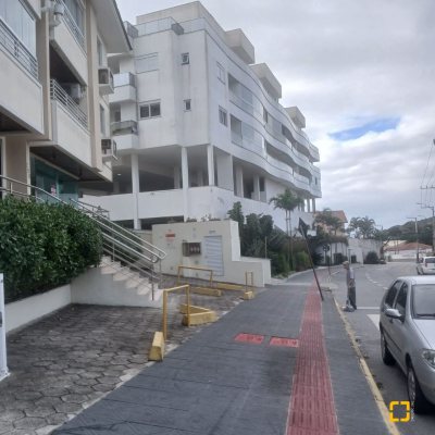 Loja com 70m², no bairro Ingleses do Rio Vermelho em Florianópolis