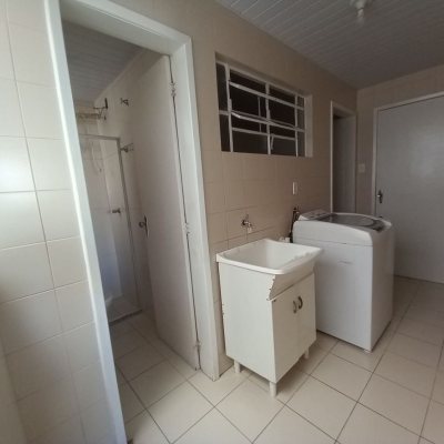 Apartamentos com 89m², 3 quartos, 1 suíte, 1 garagem, no bairro Trindade em Florianópolis
