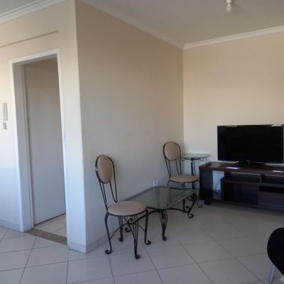Apartamentos com 89m², 3 quartos, 1 suíte, 1 garagem, no bairro Trindade em Florianópolis