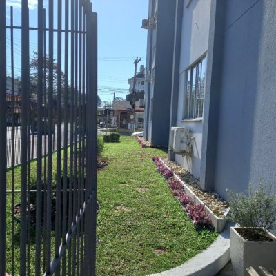 Apartamentos com 89m², 3 quartos, 1 suíte, 1 garagem, no bairro Trindade em Florianópolis