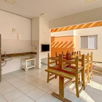 Apartamentos com 54m², 2 quartos, 1 garagem, no bairro Vargem Grande em Florianópolis