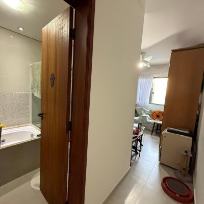 Casa Residencial com 291m², 5 quartos, 4 suítes, 2 garagens, no bairro Cachoeira Do Bom Jesus em Florianópolis