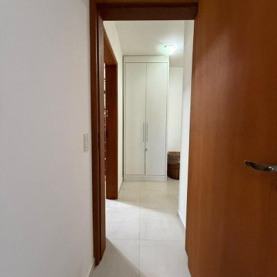 Casa Residencial com 291m², 5 quartos, 4 suítes, 2 garagens, no bairro Cachoeira Do Bom Jesus em Florianópolis