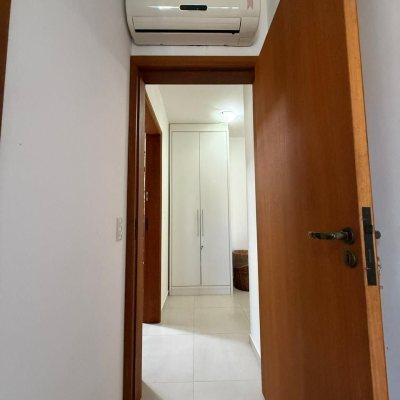 Casa Residencial com 291m², 5 quartos, 4 suítes, 2 garagens, no bairro Cachoeira Do Bom Jesus em Florianópolis